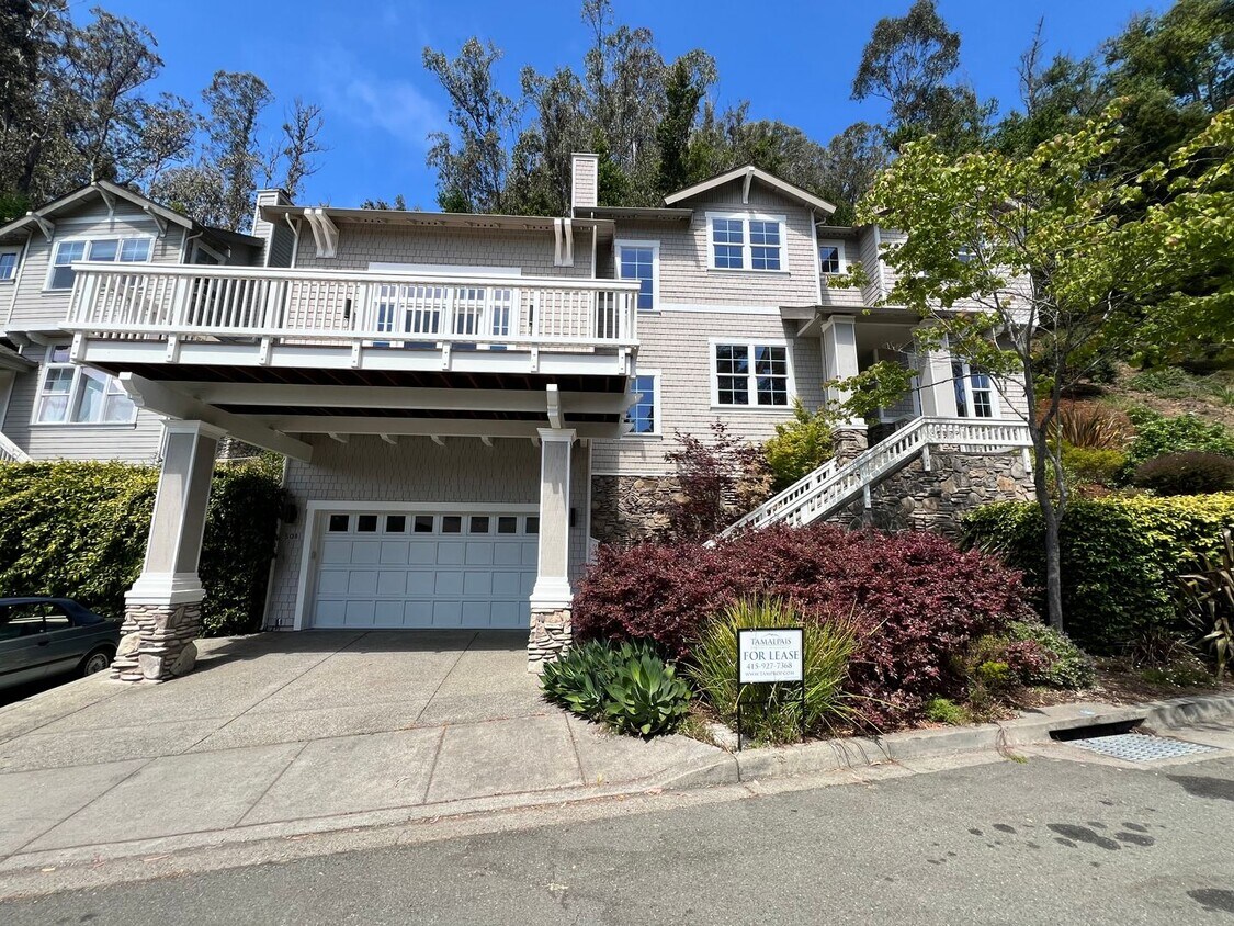 Primary Photo - FABULOUS UPDATED FOUR BEDROOM TWO AND HALF...