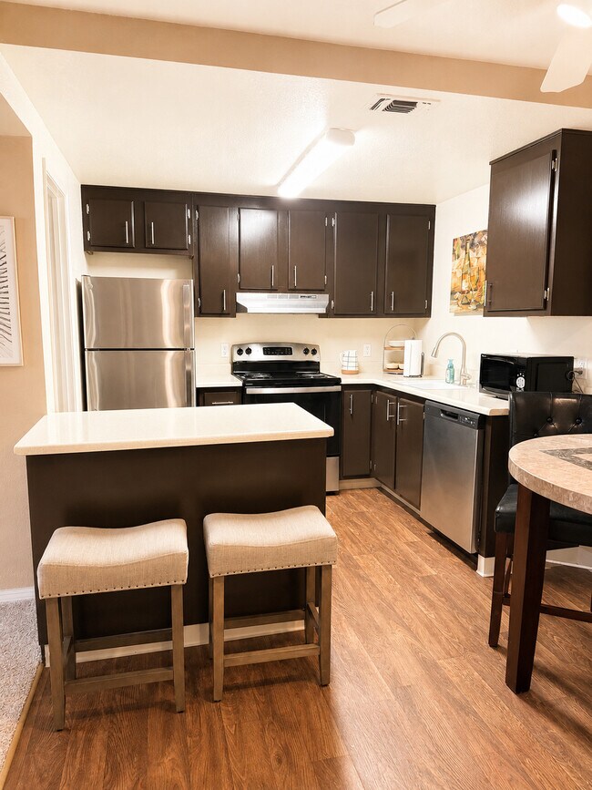 Cocina - Walnut Village