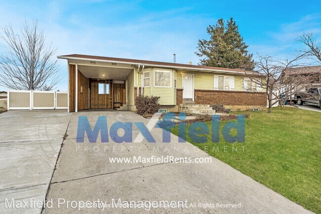 Building Photo - 5 br, 2 bath House - 961 E North Fork Circle