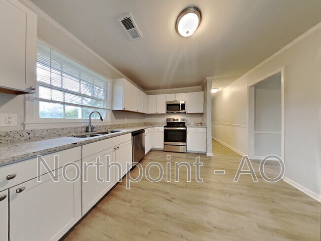 Foto del edificio - 314 Powell Ave