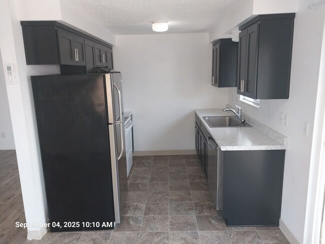 Building Photo - 1011 SE Locust St