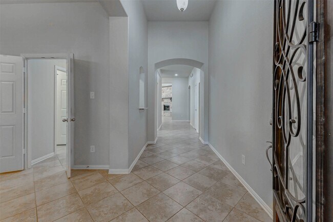 Foto del edificio - 2718 Misty Laurel Ct