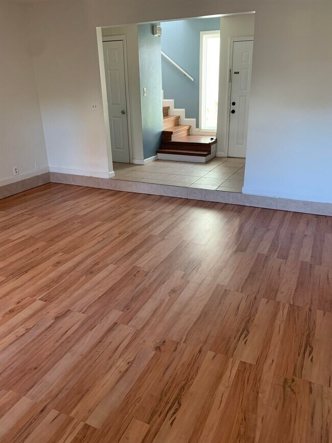 Foto del edificio - 26 Linda Mar Dr