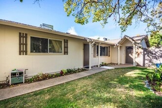 Building Photo - 6221 Casita Ave