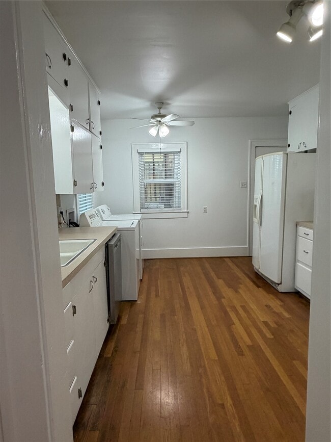 Foto del edificio - 1719 Dunlavy St