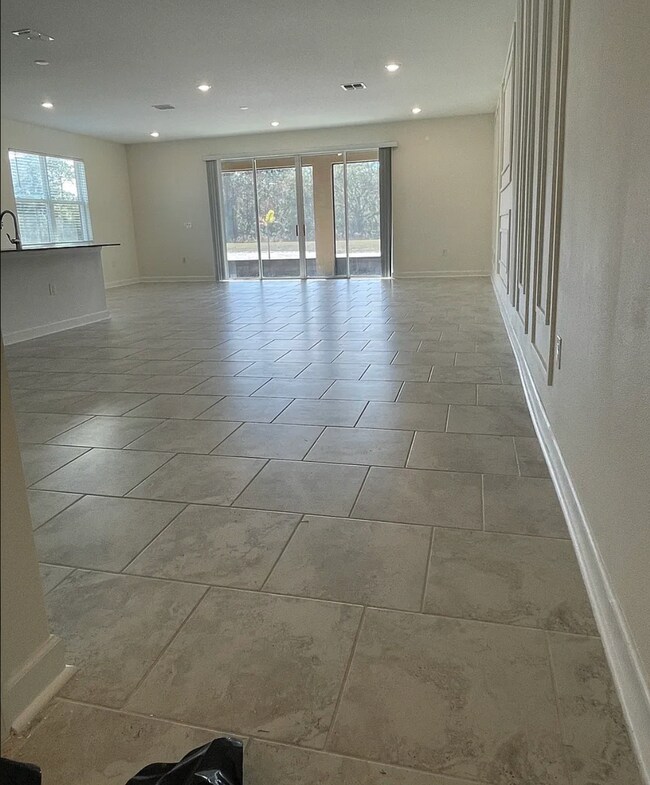 Foto del edificio - 6318 Lakepine St