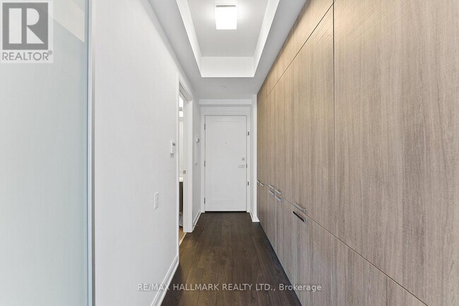 Photo du bâtiment - 50A-650 Charles St E