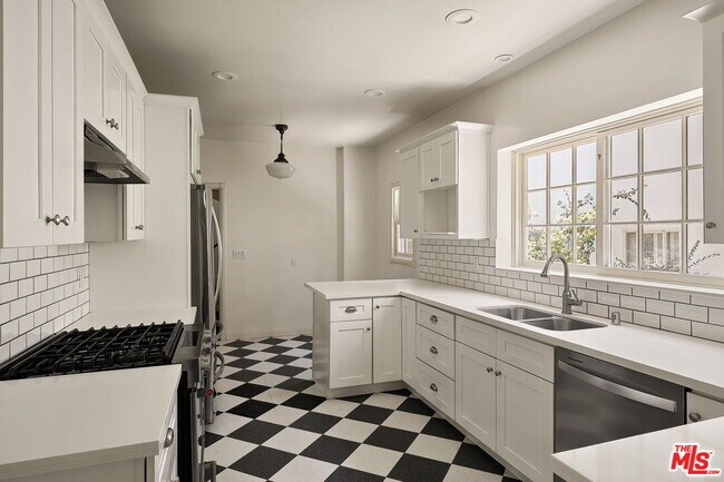Foto del edificio - 1063 Selby Ave