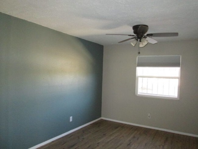 Foto del edificio - 2617 Blake Rd SW
