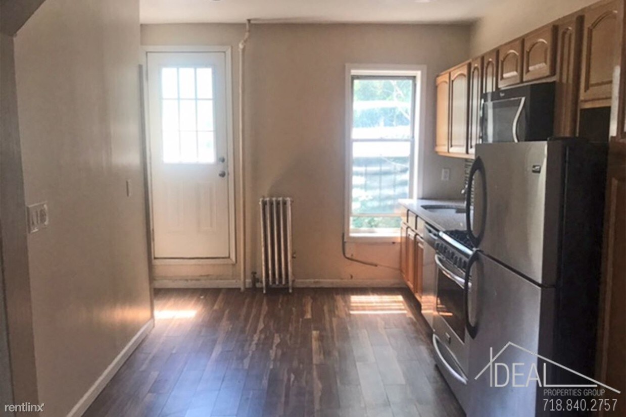 Foto principal - 354 Prospect Pl