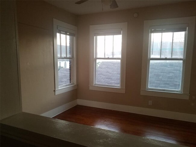 Building Photo - 1712 Market St