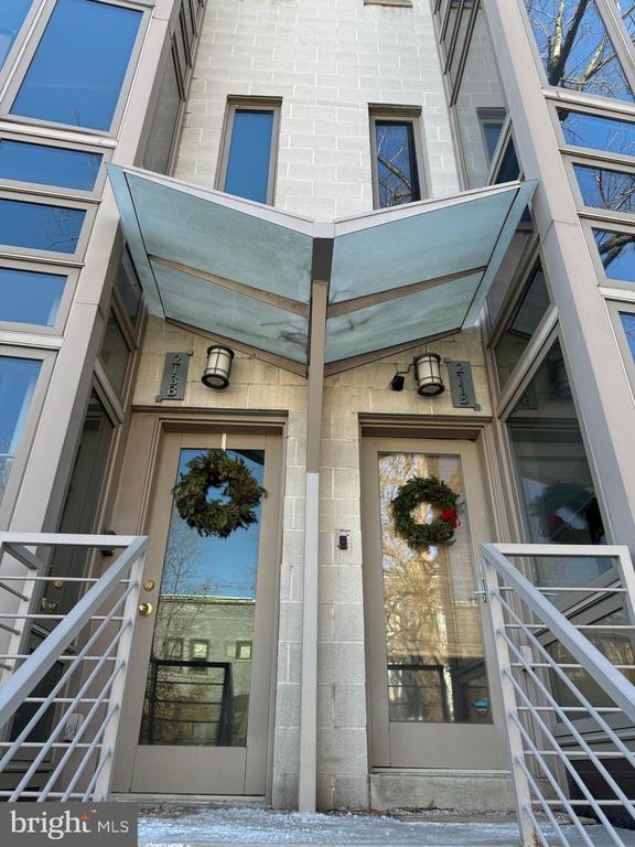Foto del edificio - 211 R St NE