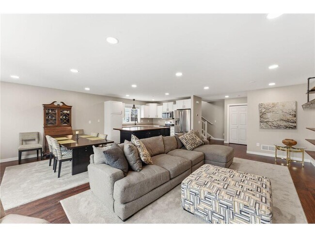 Building Photo - 7598 Crimson Ln