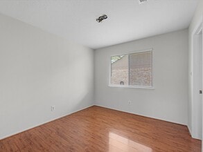Building Photo - 7234 Lost Fable Ln