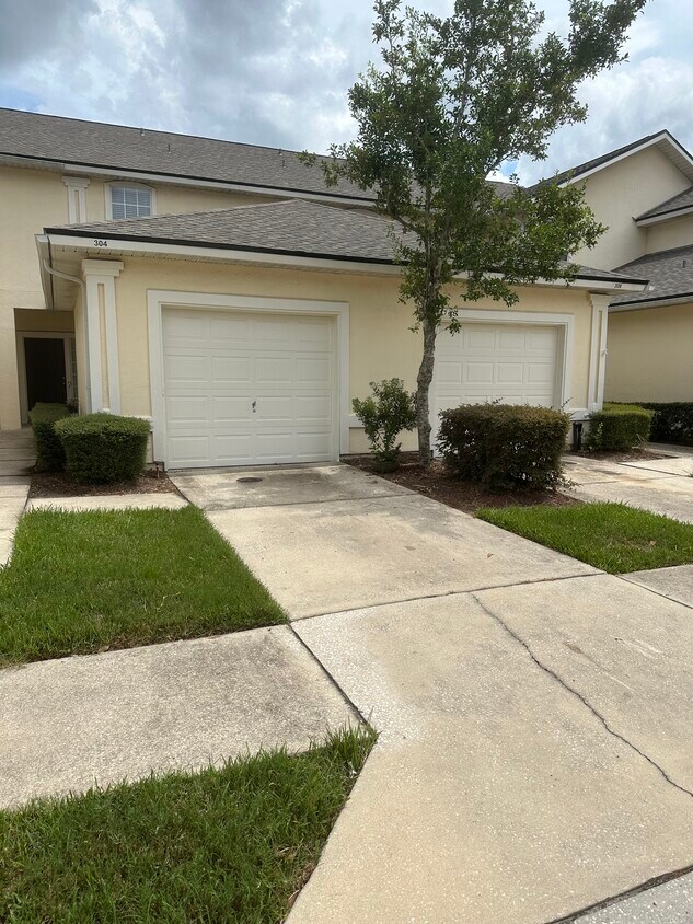 304 Southern Branch Ln, Jacksonville, FL 32259 Townhome Rentals in