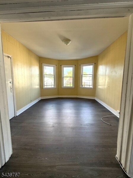 Foto del edificio - 359 Belmont Ave