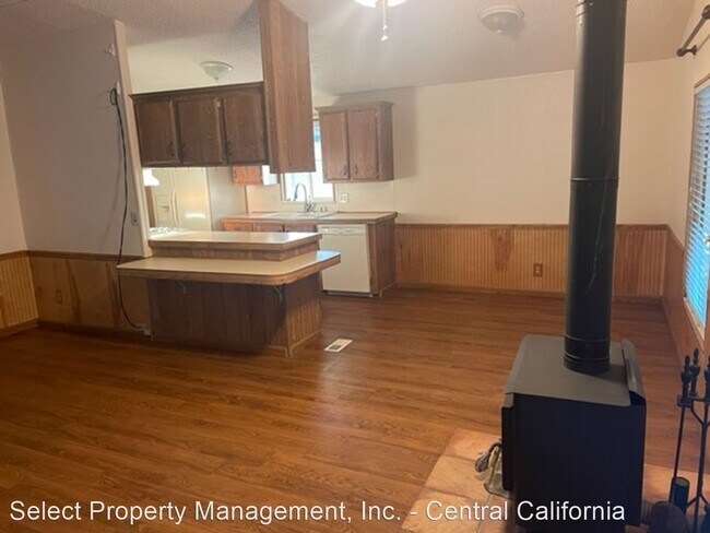 Foto del edificio - 2 br, 2 bath House - 10518 Rodden Rd.