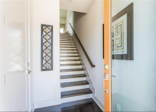 Foto del edificio - 135 Cityview Ct NE