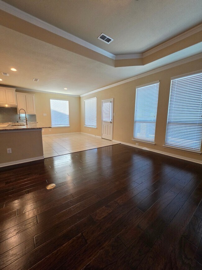 Foto del edificio - 430 Brookdale Dr