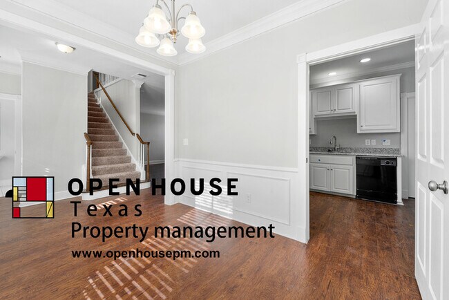 Building Photo - 4649 Reunion Dr, Plano