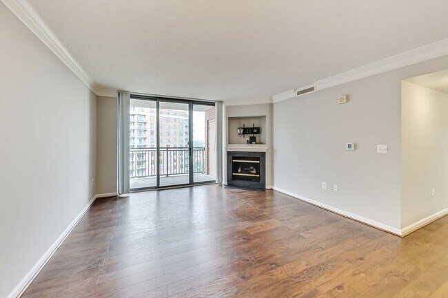Foto del edificio - Contemporary / Luxury 2 Bed/2 Bath Unit Lo...