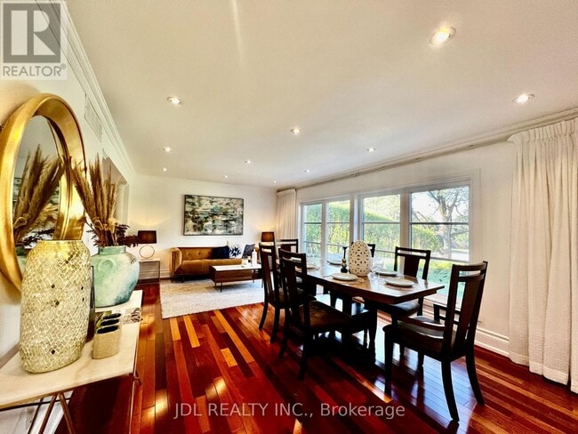 Building Photo - 21 Rialto Dr