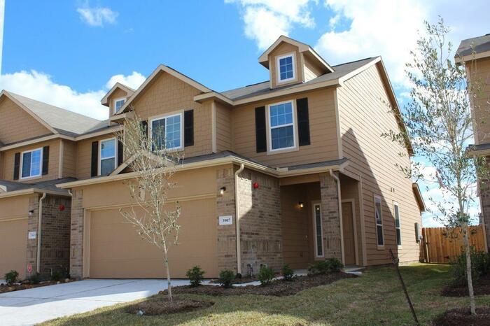 Primary Photo - 3907 Lexington Grove Ct