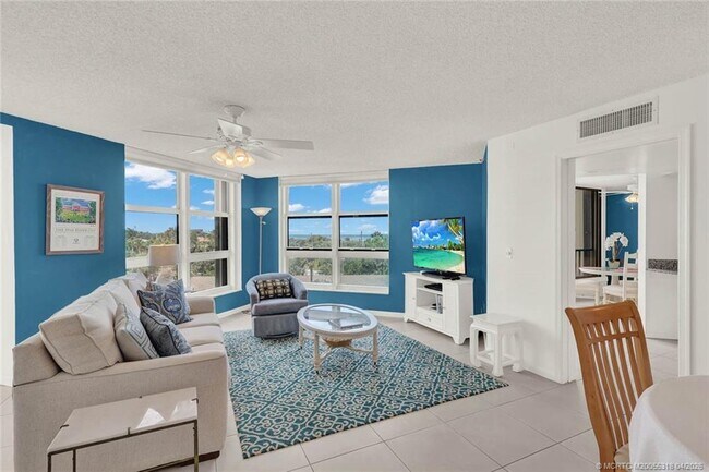 Building Photo - 2400 S Ocean Dr