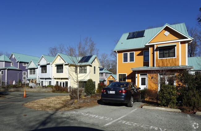 Foto del edificio - Pacifica Co-Housing