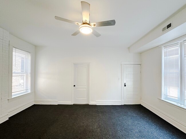 Building Photo - 4167 Botanical Ave