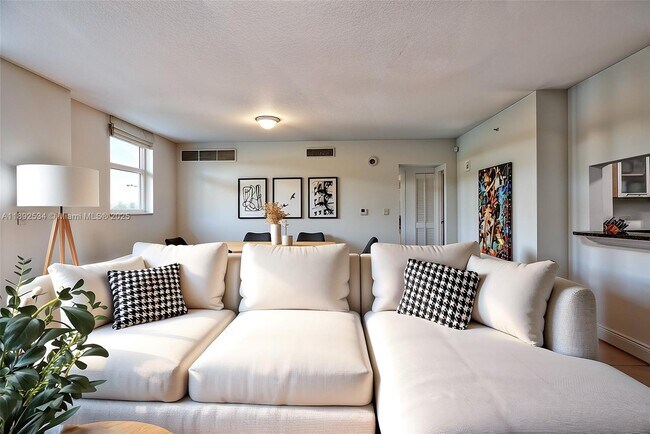 Foto del edificio - 31 SE 5th St