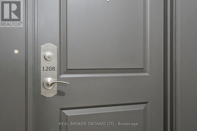 Building Photo - 133 Wynford Dr