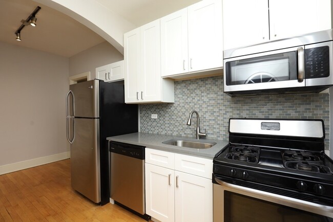 Foto del edificio - 2320.5 N Rockwell St