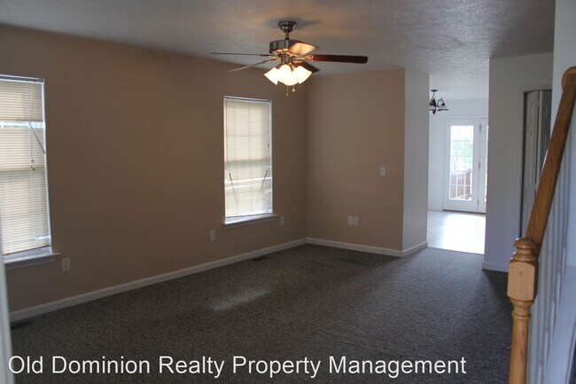 Building Photo - 4 br, 3 bath House - 469 Pointe Drive