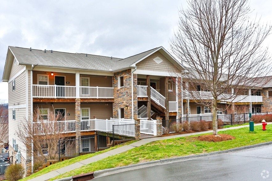Village of Meadowview Apartments Rentals Boone, NC