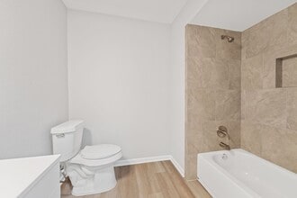 Building Photo - 125 Bastrop St