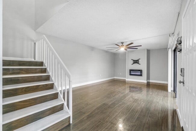 Foto del edificio - 1015 10th Ct