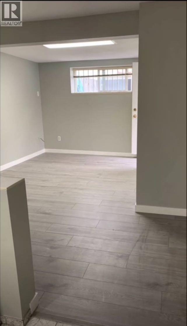 Photo du bâtiment - 1292 E 53rd Ave