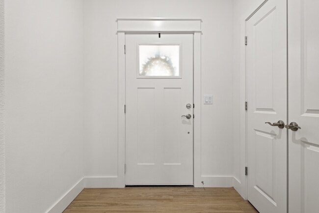 Foto del edificio - 712 Sun Meadows Loop
