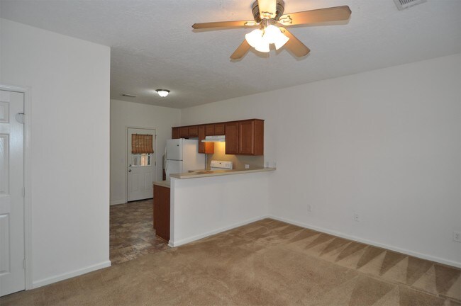 Foto del edificio - 24764 Penny Ln