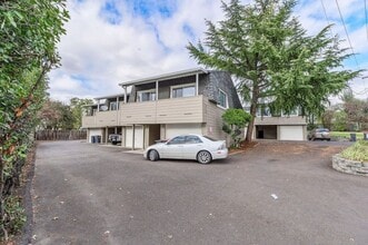 Building Photo - 1769 Crater Lake Ave
