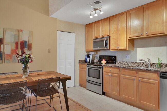 Foto del edificio - 1925 N Hicks Rd