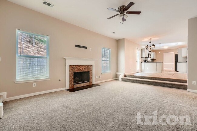 Foto del edificio - 3368 Hunting Creek Pass