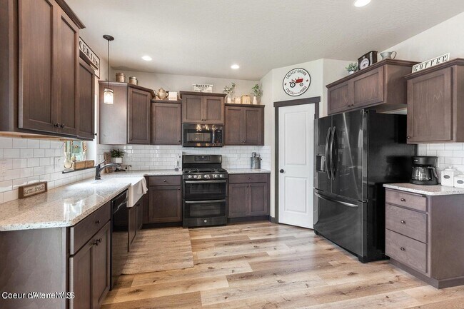 Foto del edificio - 1546 N Tatum Dr