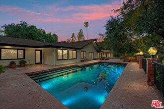 Building Photo - 17449 Sumiya Dr