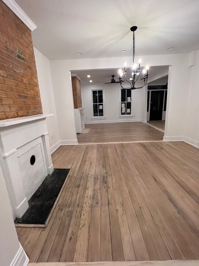 Building Photo - 511 N 29th St