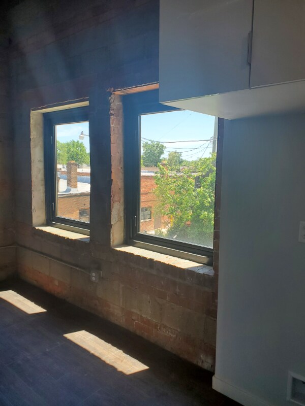 Foto del edificio - 19031 Livernois Ave