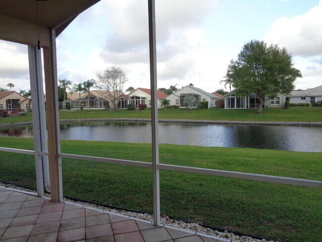 Foto del edificio - 7512 Stirling Bridge Blvd N