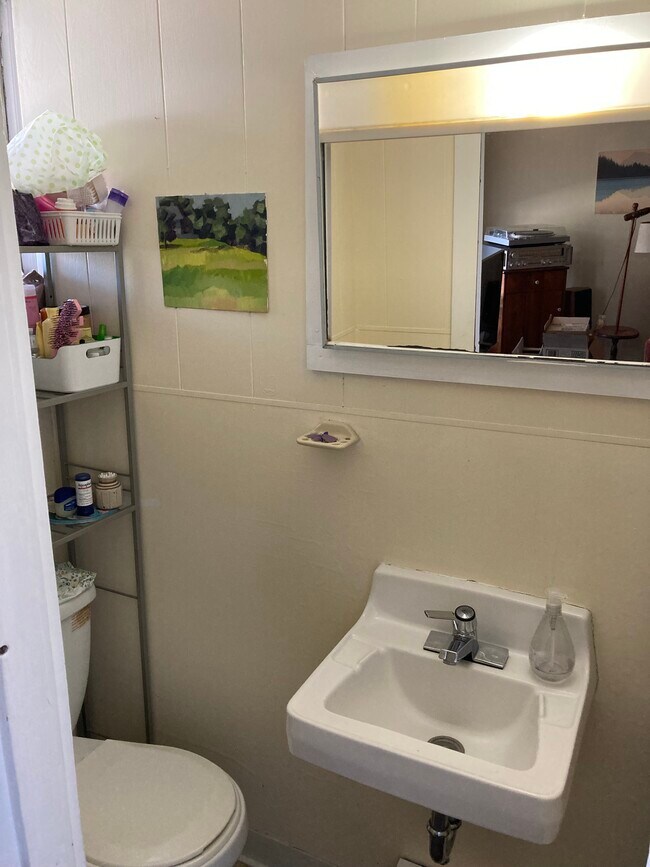 Foto del edificio - 105 G St