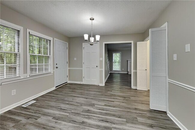 Foto del edificio - 4131 Kalb Ct SW
